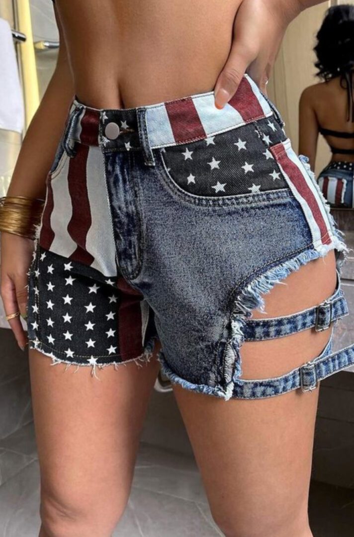 TKK USA Buckled Denim Shorts