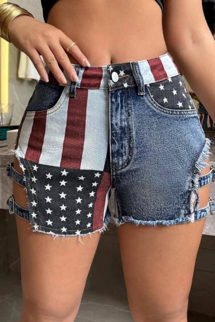 TKK USA Buckled Denim Shorts